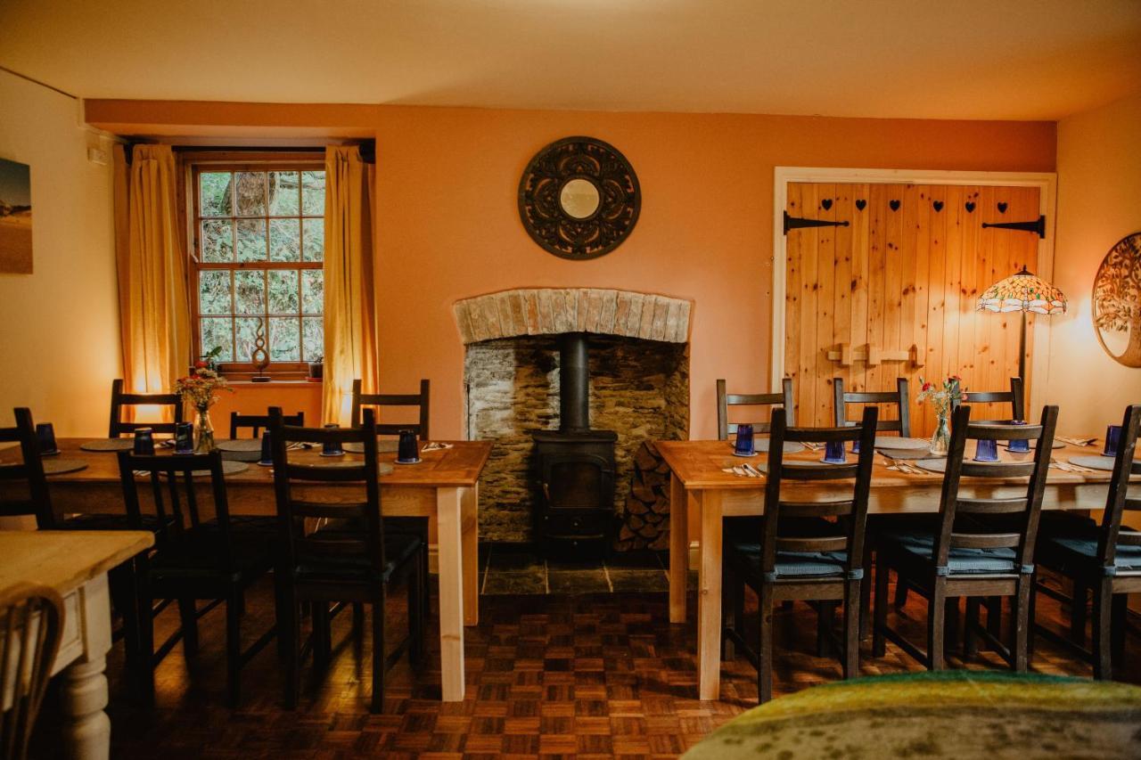 Bed and Breakfast Holwell Holistic Retreat Барнстапл Экстерьер фото